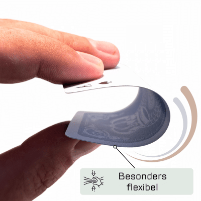 Doppelkopf Senioren Kunststoffspielkarten – besonders flexibel, Hand biegt Karte