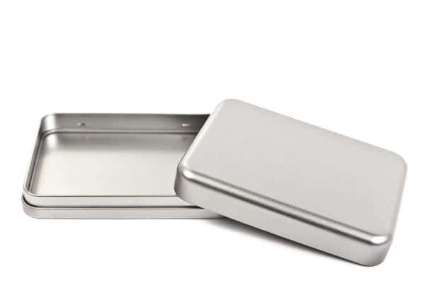 Große Spielkarten Box Metall – Stabile Aufbewahrungsdose für 2 Kartenspiele | TS Spielkarten 2 Aufbewahrungsbox-Gross-Produktbild